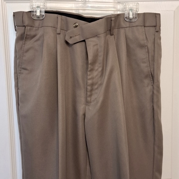 👍Perry Ellis Khaki Dress Slacks - Picture 8 of 12